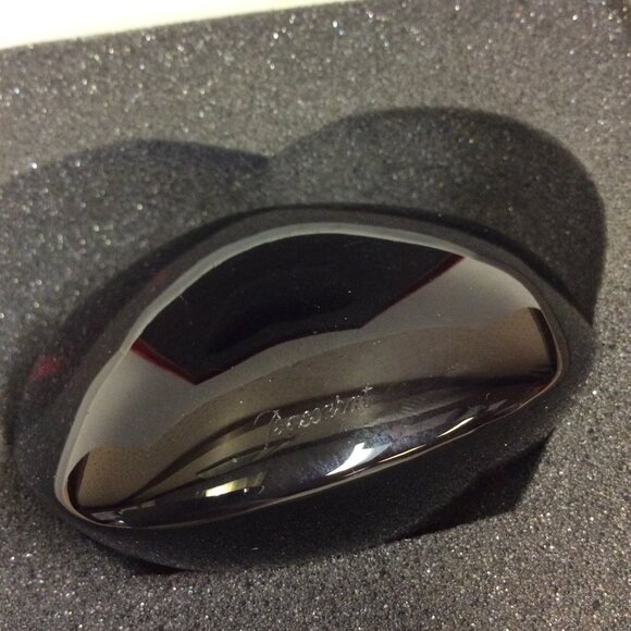 BACCARAT Red Crystal Amor Heart with box - French designer keepsake - Picture 3 of 8